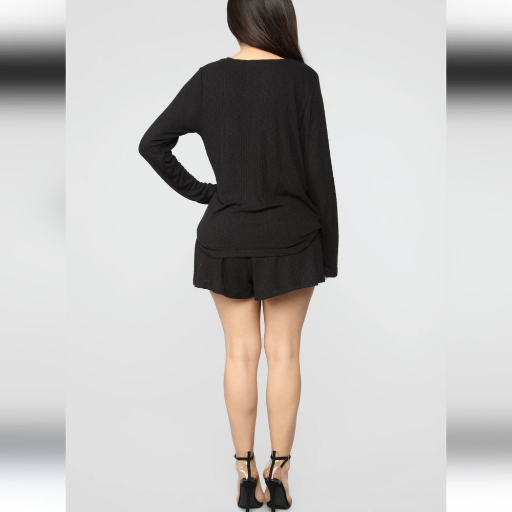 Fashion Nova Annabelle Twist Front Romper Black SzXL Sexy Party Beach - Picture 4 of 12